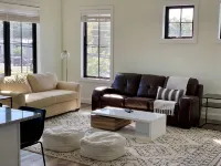1 BR - 1 1/2 BA - Sleeps 4     925 sq ft