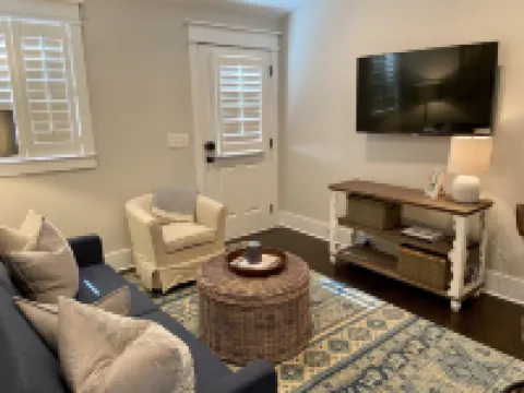 Old Village Retreat-Shem Creek-Downtown CHS-Beach