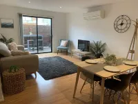 Affordable 2BR Apartment near Melbourne CBD Address:125Raleigh Road,Maribyrnong Hotels in Maribyrnong
