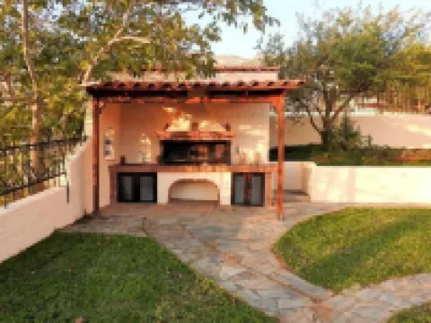 Villa Christina Hotels in Saronikos