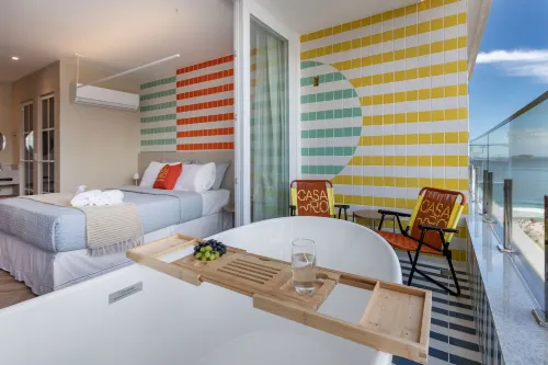 Sea View and Balcony with Bathtub Q2 - Apartments