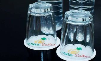 Piña Suites