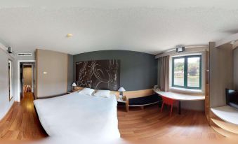 Ibis Dinant Centre