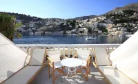 Limani Life - Sea View