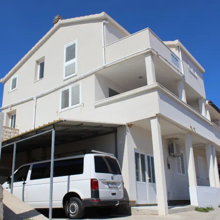 Villa Korculaholidays Отели в г. Чара