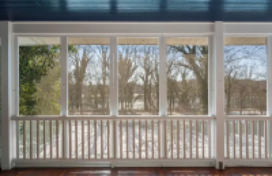 Elevated Potomac River Retreat - King Suite - River Front - Large Screened Porch
