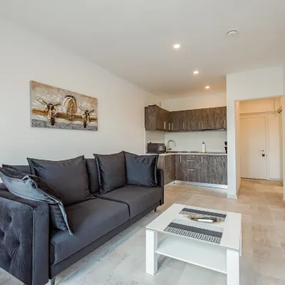 Cozy Penthousestudio Cityview W12 Các khách sạn gần Công viên Drumul Taberei