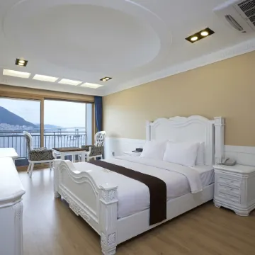 Busan Beach Hotel Busan Songdo Отели рядом с достопримечательностью «Пляж Сонгдо»