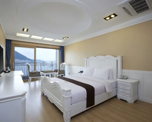Busan Beach Hotel Busan Songdo Hotels near Seo-Gu