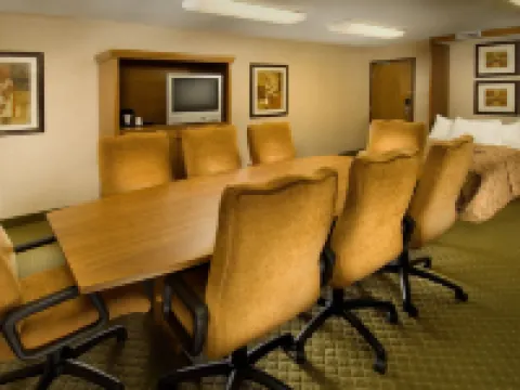 デイズ イン バイ ウィンダム ローーラ ローラのホテル