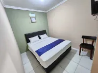 Omah Pandhoek Family Syariah by Stayku Hotel a Nganjuk Sub-District