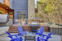 Maverick by AvantStay Pool Hot Tub Game Room