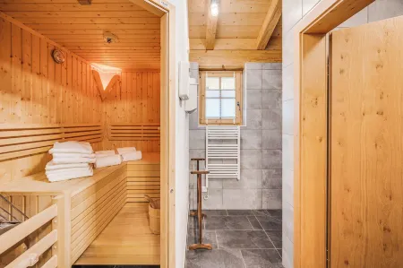 Chaletdorf am Sonnenhang Отели рядом с достопримечательностью «Wasserwelten Krimml»