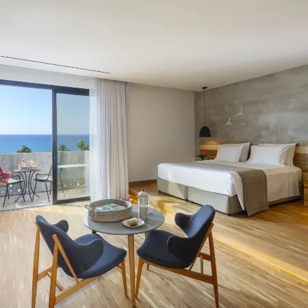 Anemi Hotel & Suites