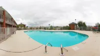 Quality Inn Russellville I-40