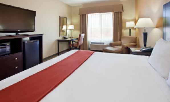 Holiday Inn Express & Suites GALLUP EAST by IHG