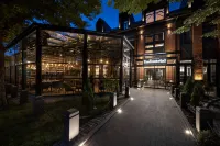 Industrial 1853. Hotels in 