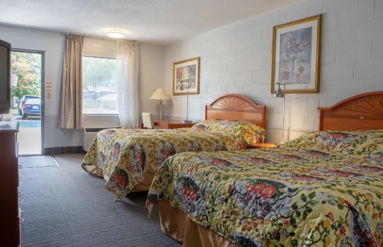 北列治文山酒店