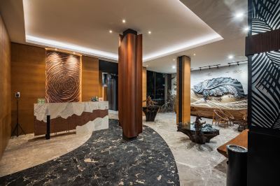 フロントデスク パドマサリ リゾート ロビナの写真