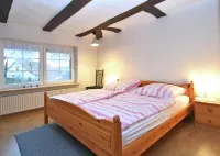 Small Apartment in Hesse with Terrace and Garden - Homestays