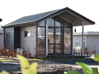 Lodge 4.5 km from the Seaside Town of Rockanje Hotels in Ouddorp
