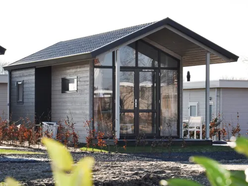 Lodge 4.5 km from the Seaside Town of Rockanje Hotels in Brielle