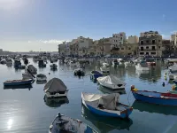Sunrise Apt Near Beach Smarttv & Netflix Ξενοδοχεία στην πόλη Birzebbuga