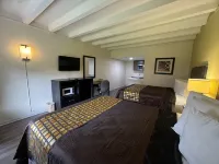 James River Inn & Suites Hotels in Smithfield