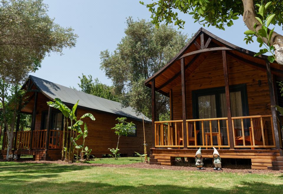 Hotel Dolce Vita Luxury Bungalows, Exterior, Garden