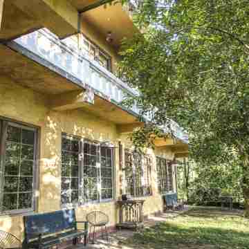 The Kandy Samadhicentre Hotel Exterior