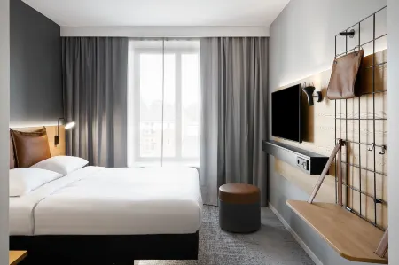 Moxy Bristol Отели рядом с достопримечательностью «Бристольский университет»