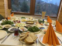 Feel & Live Hotel Villas Restaurant