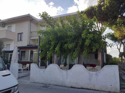 Quadruple Room in Pineto - Just a Few Meters from the Sea