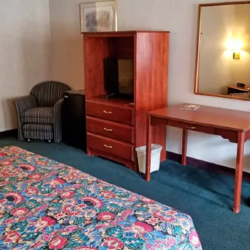 Keystone Boardwalk Inn and Suites