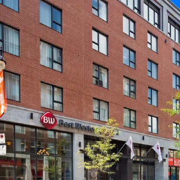 Best Western Plus Hotel Montreal Отели рядом с достопримечательностью «Кинотеатр Экс-Сентрис»