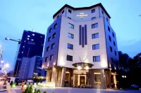 Ambiance Hotel Hoteller i Sector 6