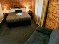 Broadford Sugarloaf Motel Hotels in Strath Creek