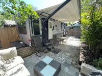 Tiny Home Paradise Hotel dekat Dunedin Fine Art Center