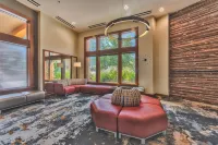 Year-Round Outdoor Pool and Multiple Hot Tubs - Stunning Ski-in Oasis Hotels in Summit County