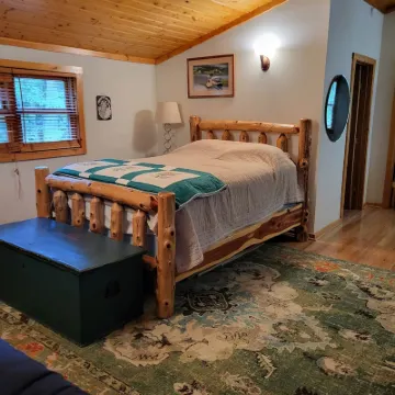 Tranquil Retreat - Mountain View, WiFi, Front Porch