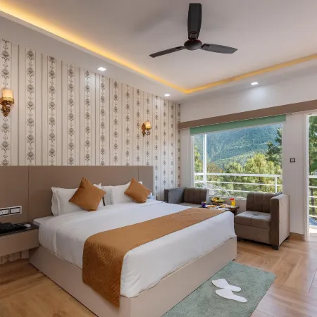 Dls Nature Trinket Resort - Dalhousie with Swimming Pool