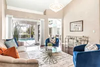 Serene Lakefront Oasis with Pool and Theater - Exquisite Family Retreat Hotels in Keystone