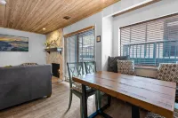 114 - Cubby Condo Hotels in Fawnskin