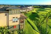 Elegant Condo with Mountain View and Community Pool - Luxurious Escape