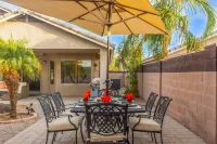 Sparkling Pool and Game Room - Charming Arizona Retreat