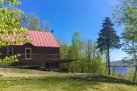 Moosehead Lodge Hotels near Moosehead Lake