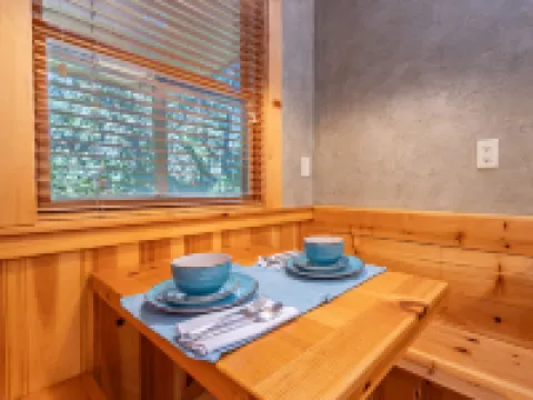 Cozy Cabin with Fireplace and Whirlpool Tub - Serene Mountain Escape