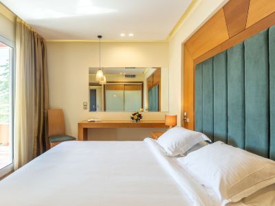 Oasis Hotel Apartments