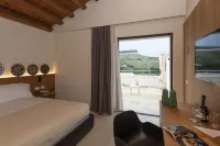 Borgo Giallonardo Wine Relais Hotels in Montallegro