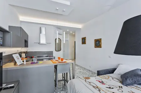 Studio Piccolo a Carignano by Wonderful Italy Отели рядом с достопримечательностью «Университет Генуи»